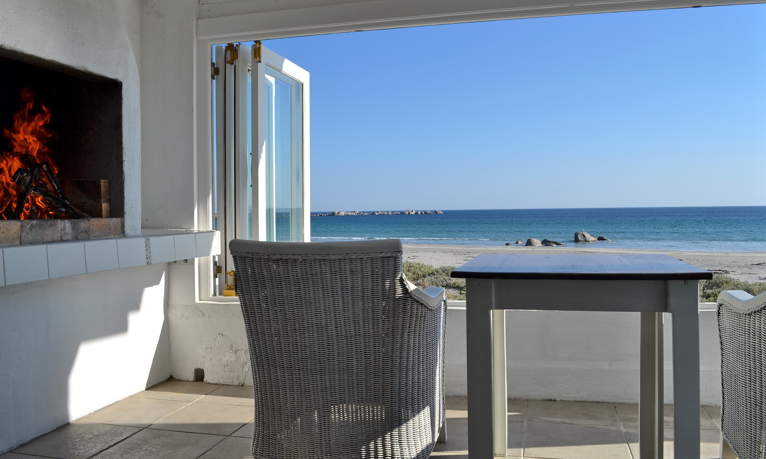 Paternoster Accommodation | La Mer